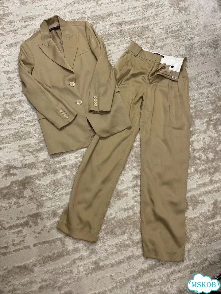 Абсолютно новый костюм zara фото 1