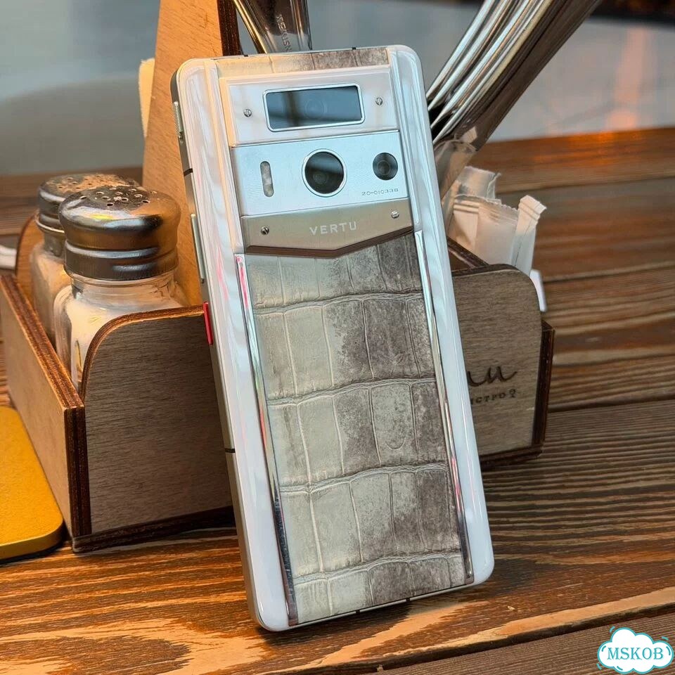 Vertu METAVERTU 2 Web 3AI, 12/1 ТБ, 2 SIM фото 1