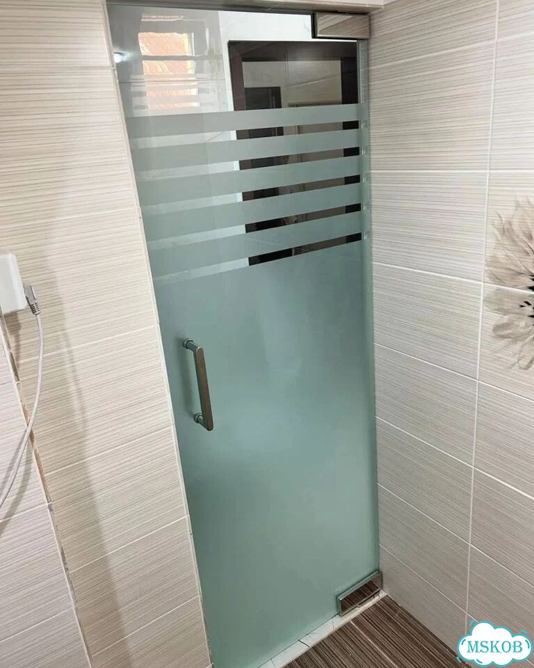 Стеклянные двери в нишу фото 1