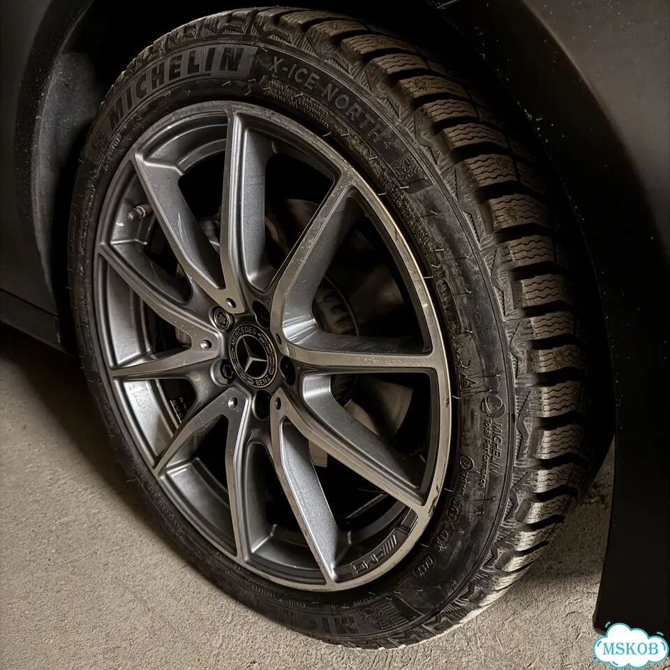 Michelin 4X4 A/T 245/40 R19 110H фото 2