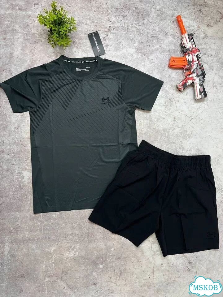 Шорты с футболкой Under Armour фото 1