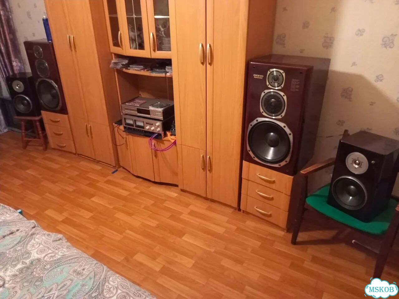 Onkyo monitor 2000x фото 1