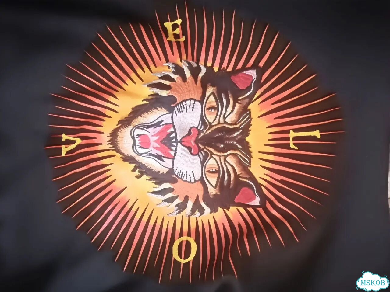 Кофта Gucci angry cat оригинал фото 1
