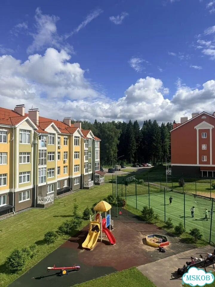 2-к. квартира, 55 м², 3/3 эт. фото 1
