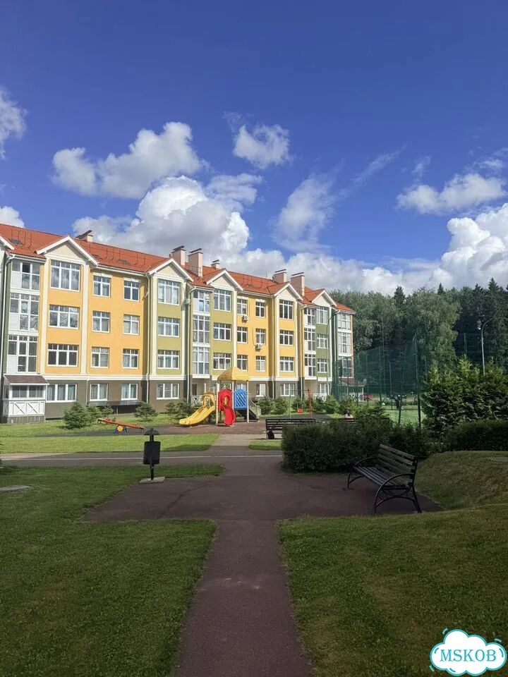 2-к. квартира, 55 м², 3/3 эт. фото 2