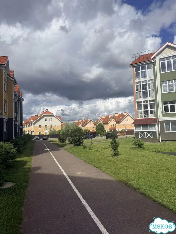 2-к. квартира, 55 м², 3/3 эт. фото 3
