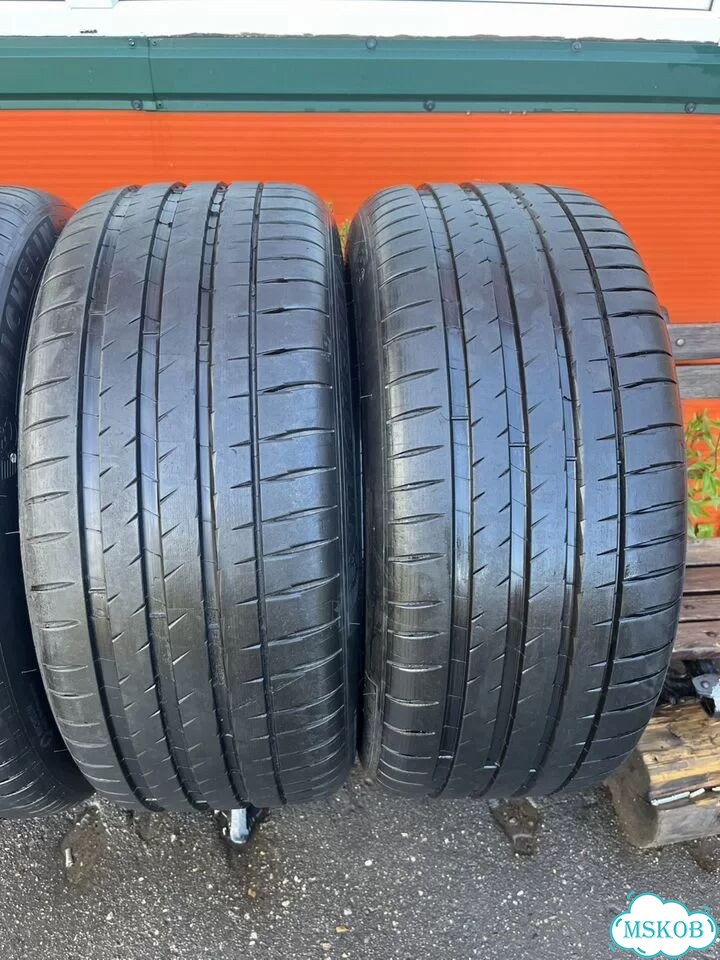 Michelin Pilot Sport 4 SUV 275/45 R21 и 315/40 R21 115Y фото 4