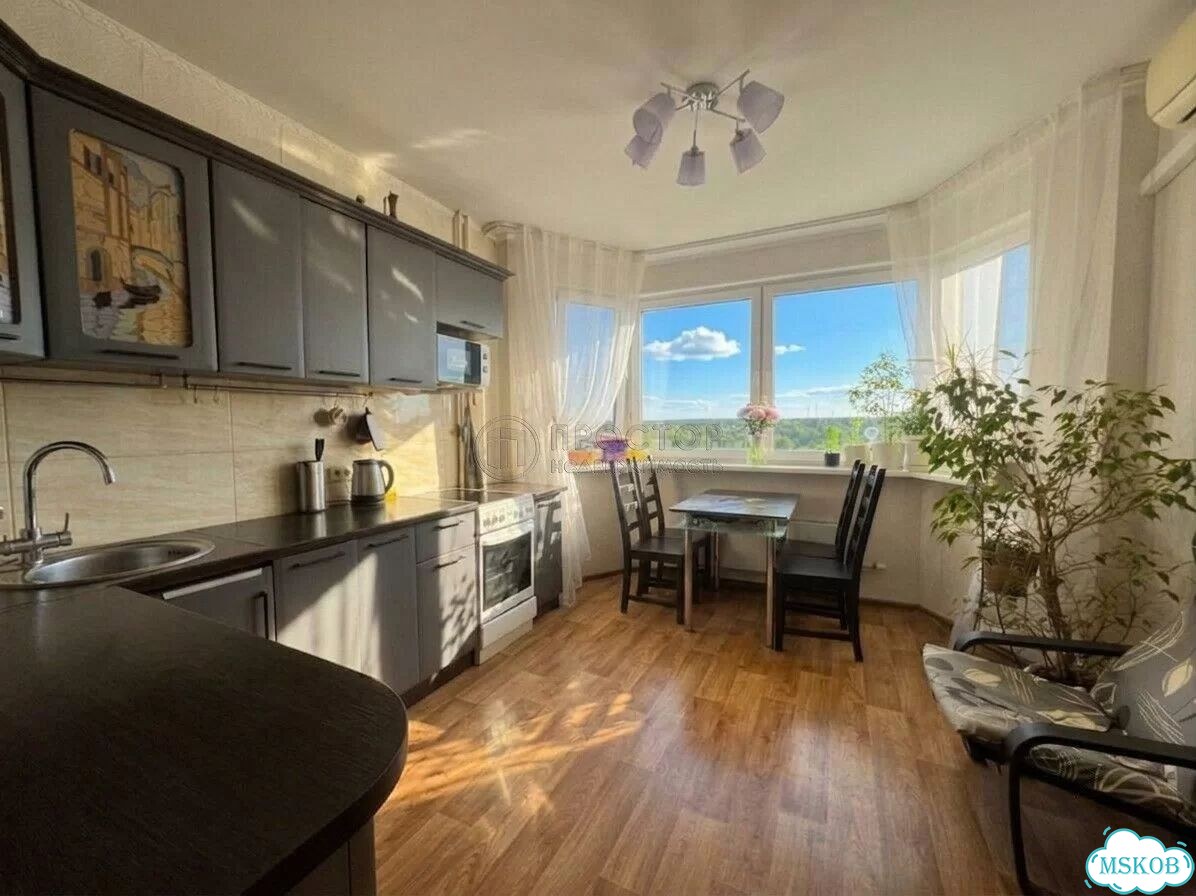 3-к. квартира, 75,6 м², 13/17 эт. фото 2