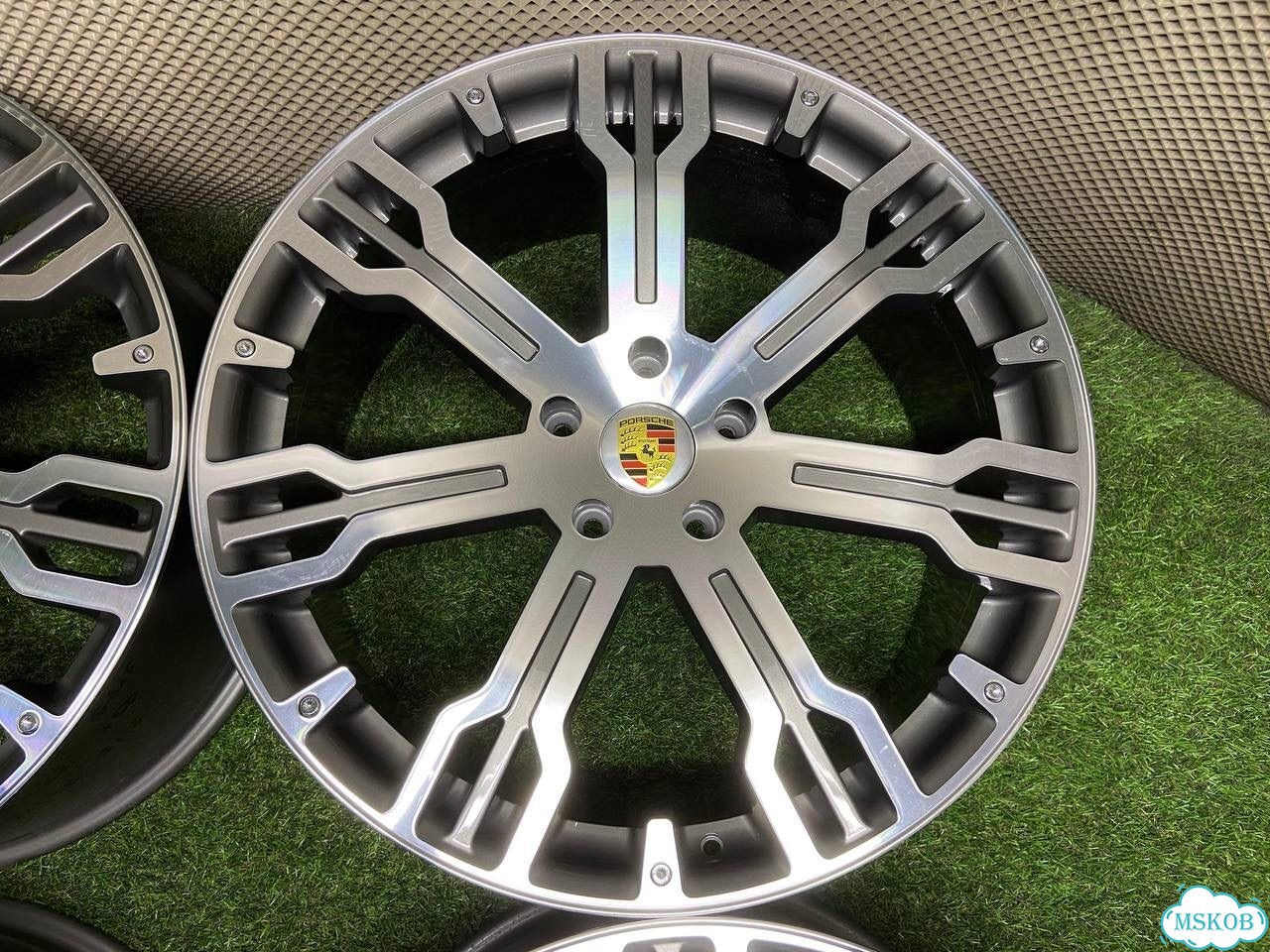 Литые диски Porsche 9.5×R22 5×130 фото 6