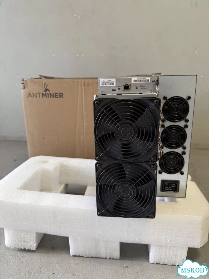 Antminer T21 190th бу фото 3