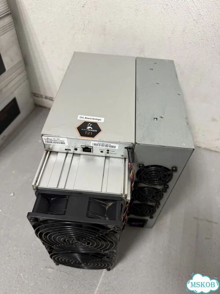Antminer T21 190th бу фото 7