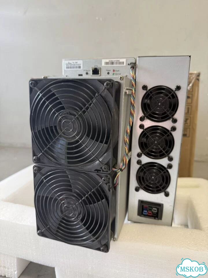 Antminer T21 190th бу фото 9