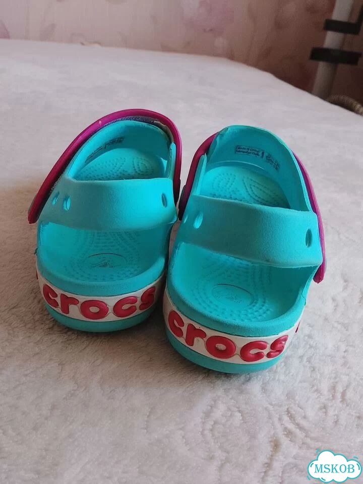 Сандалии crocs c11 для девочки фото 2