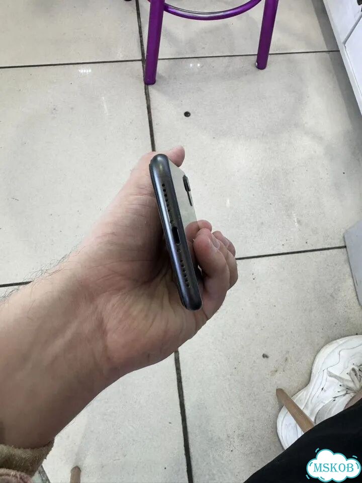 iPhone 11, 64 ГБ, SIM + eSIM фото 7