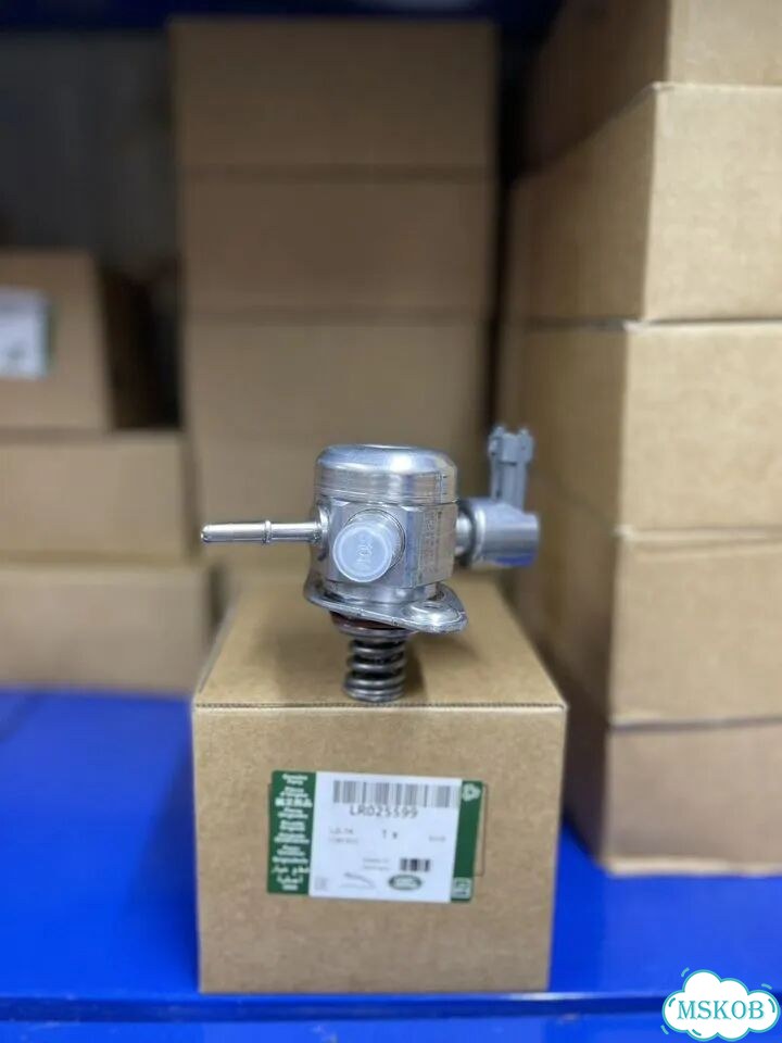 Насос тнвд Land Rover Jaguar LR025599 фото 1