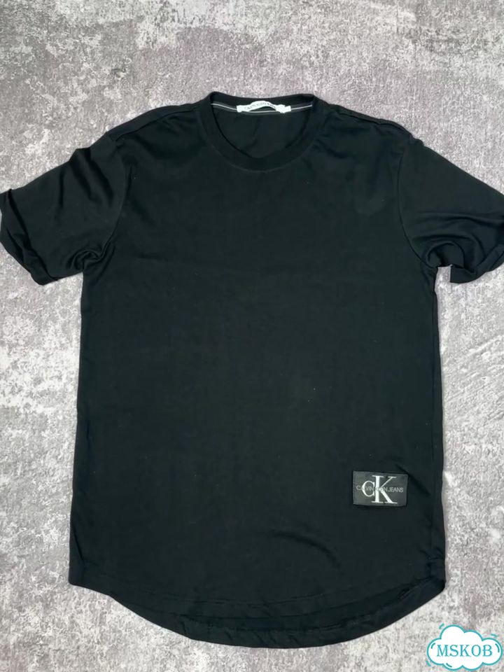 Calvin klein футболка новая оригинал фото 1