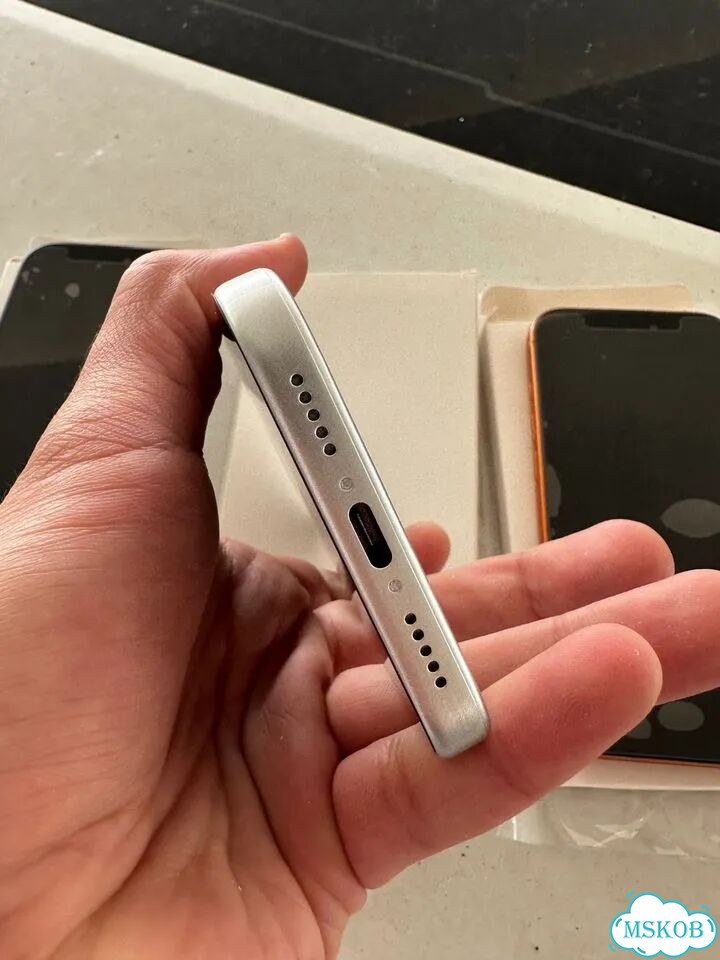 Муляжи iPhone 17 Pro, 17 ProMax фото 6