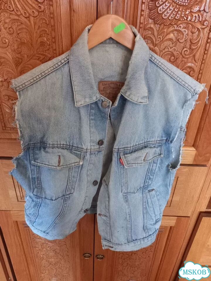 Винтажный джинсовый жилет Levi's 90-х годов фото 1