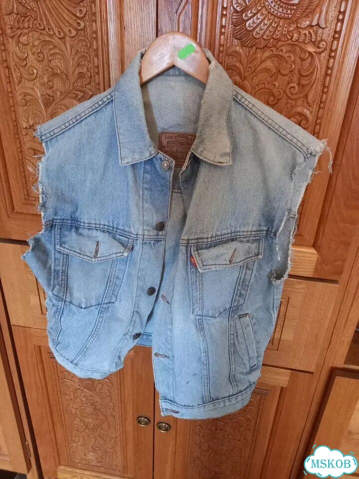 Винтажный джинсовый жилет Levi's 90-х годов фото 2
