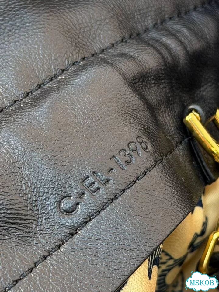Сумка мешок celine pouch фото 4
