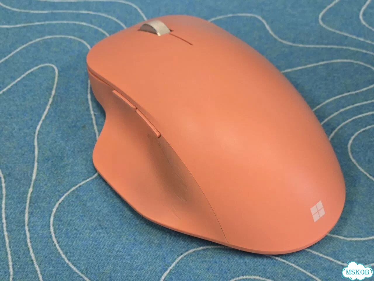 Мышь Microsoft Bluetooth Ergonomic Mouse фото 1