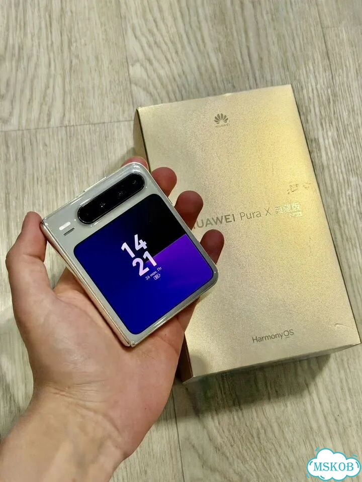 HUAWEI Pura X, 16/512 ГБ фото 1
