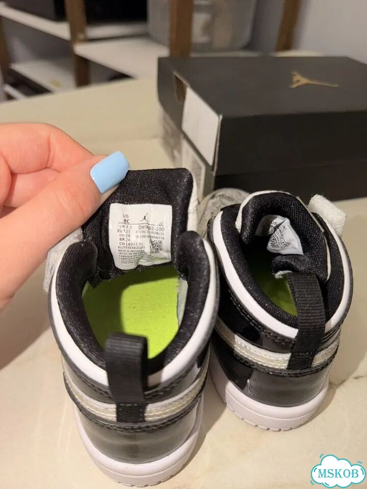 Nike air jordan кеды детские фото 3