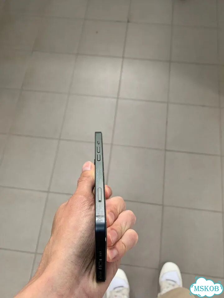 iPhone 13, 128 ГБ, SIM + eSIM фото 1