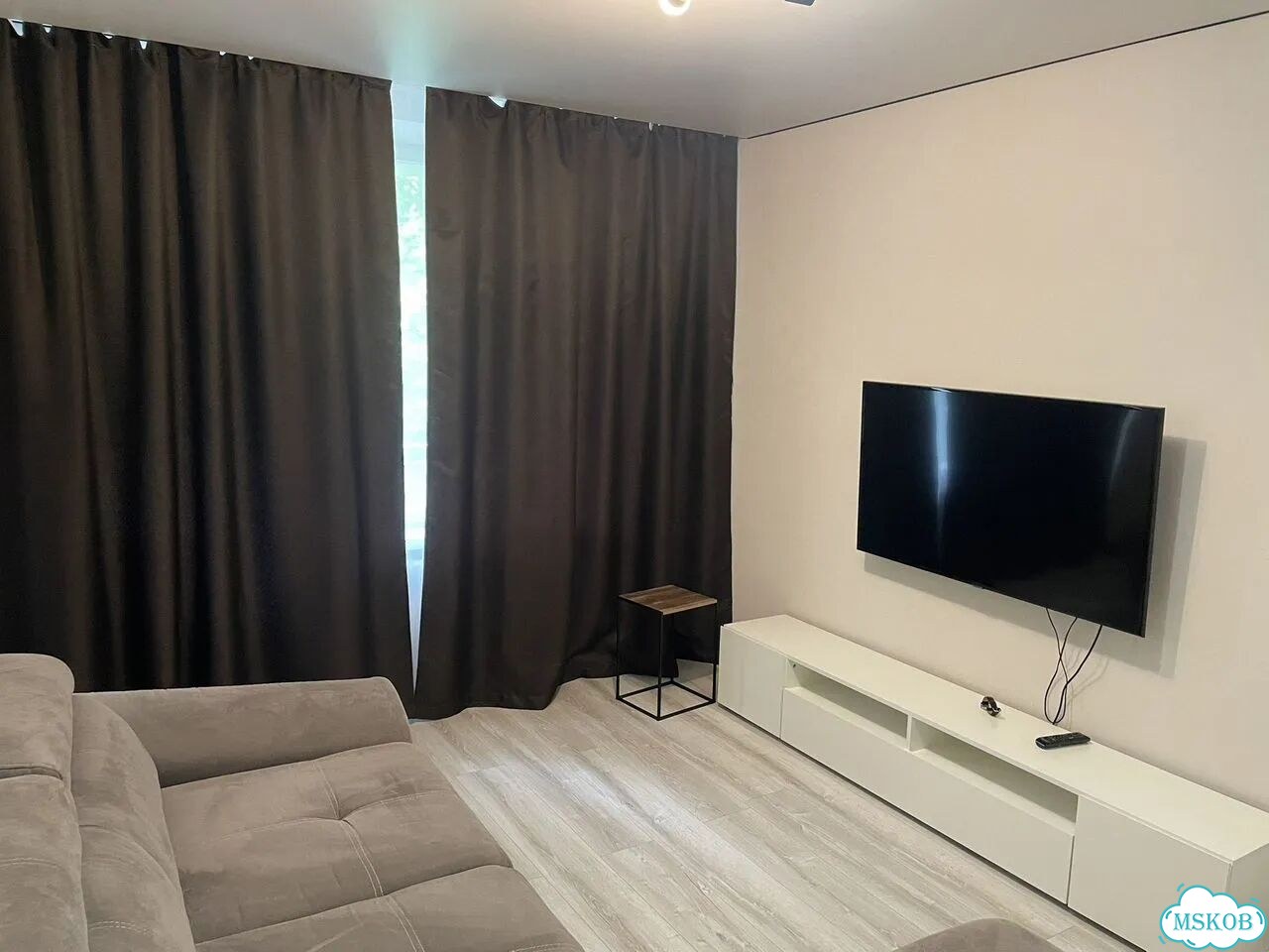 2-к. квартира, 43 м², 4/4 эт. фото 1