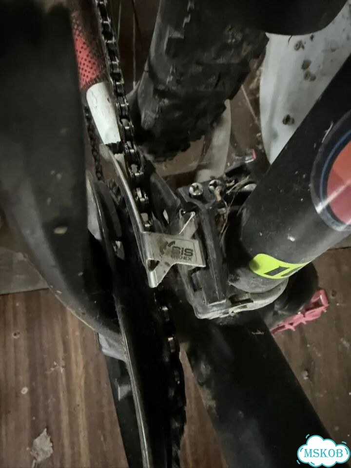 Велосипед GT 27.5'' фото 10