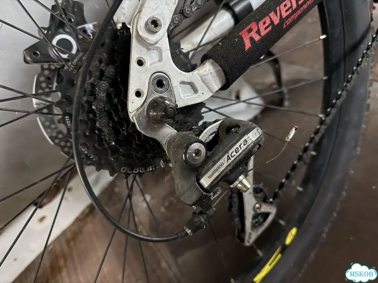 Велосипед GT 27.5'' фото 5