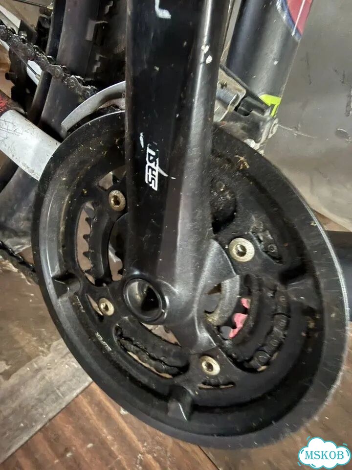 Велосипед GT 27.5'' фото 6
