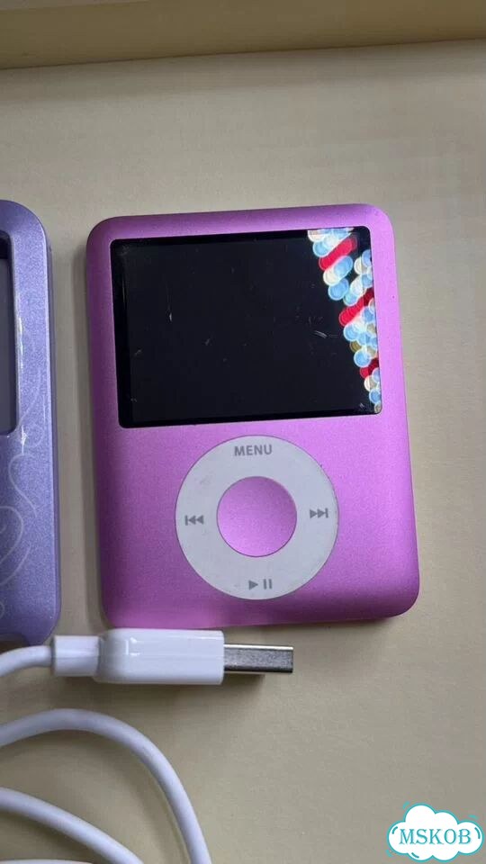 Плеер iPod nano 3 розовый фото 2