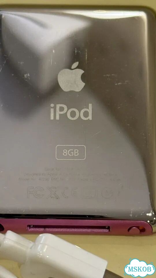 Плеер iPod nano 3 розовый фото 6