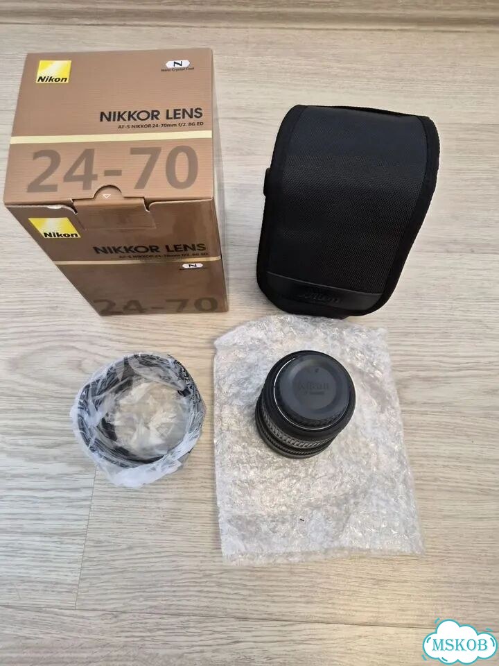 Nikon Объектив AF-S nikkor 24-70mm фото 1