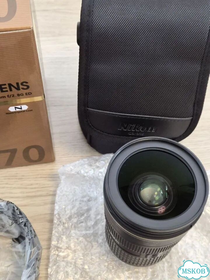 Nikon Объектив AF-S nikkor 24-70mm фото 5