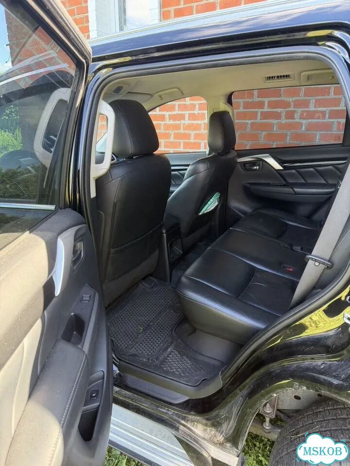 Mitsubishi Pajero Sport 2.4 AT, 2019, 282 160 км фото 9