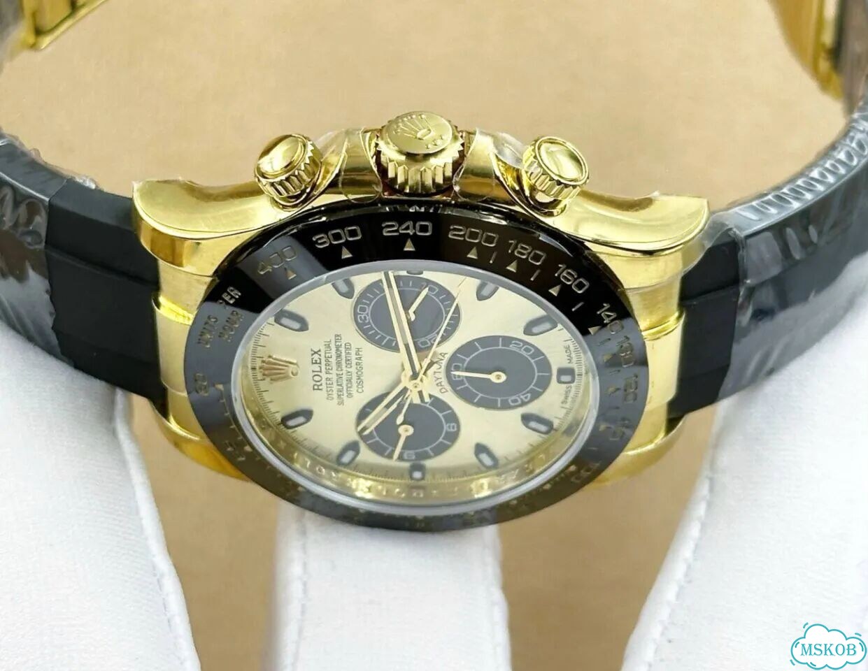 Часы Rolex Cosmograph Daytona Yellow Gold фото 2