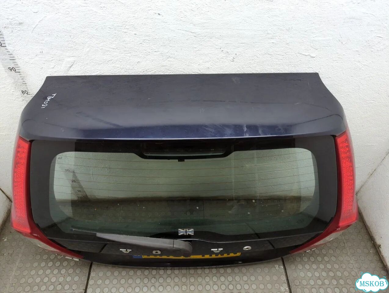 Крышка багажника Volvo V70 фото 9