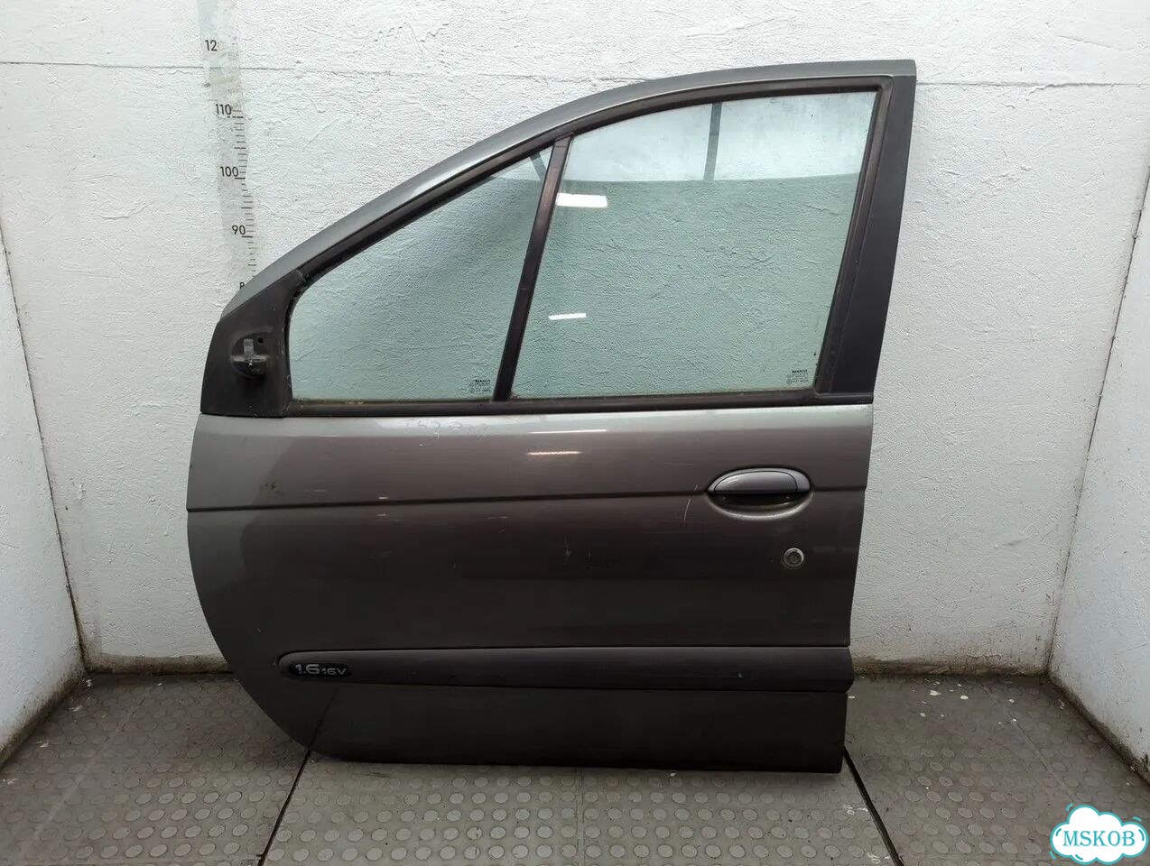 Дверь боковая левая передняя Renault Scenic фото 1