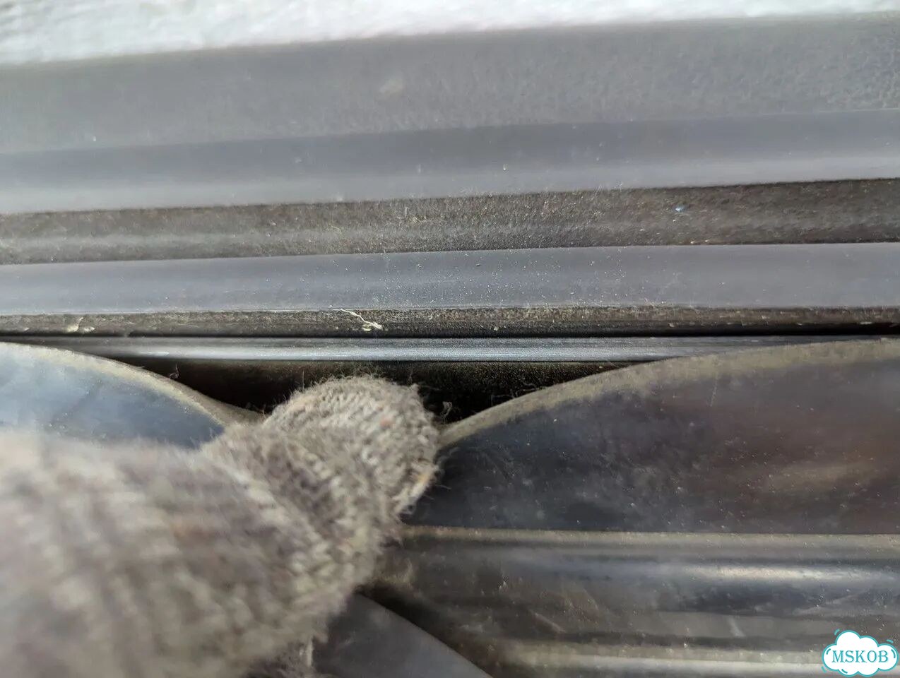 Крышка багажника Land Rover Freelander 1 фото 3