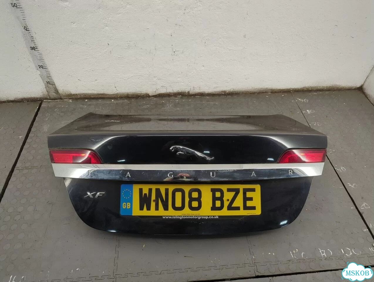 Крышка багажника Jaguar XF фото 1