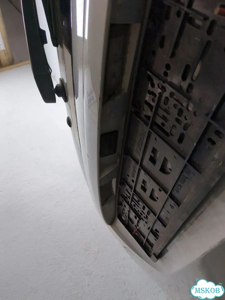 Крышка багажника Renault Scenic фото 7