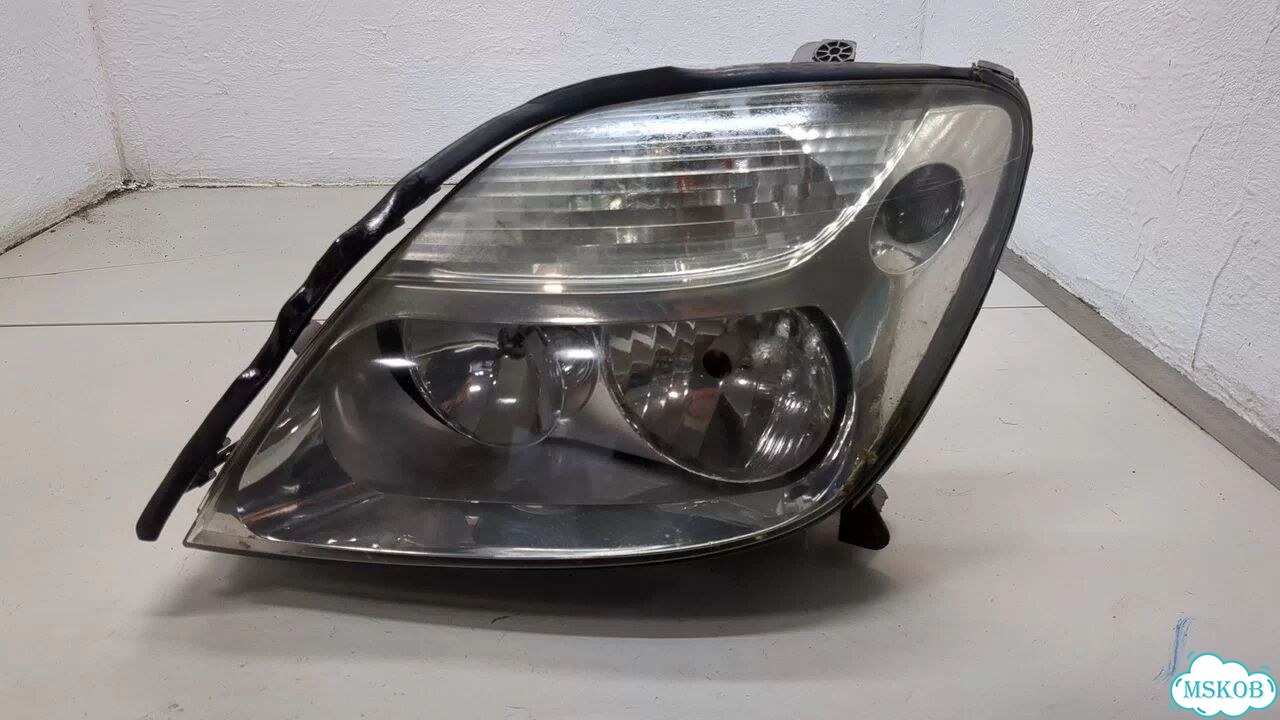 Фара (передняя) левая Renault Scenic фото 1
