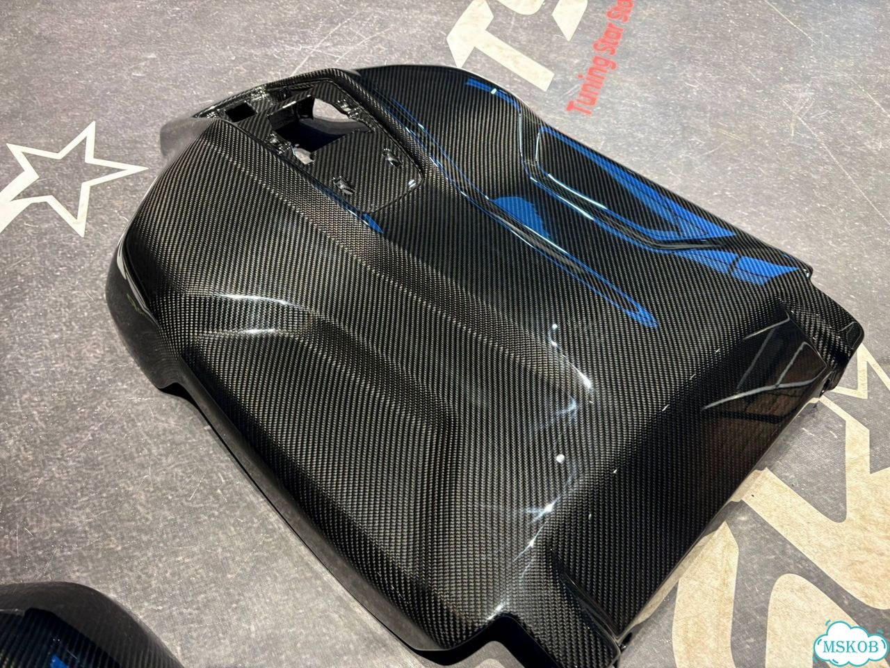 Спинки сидений oem BMW M5 G90 G99 сухой карбон фото 2