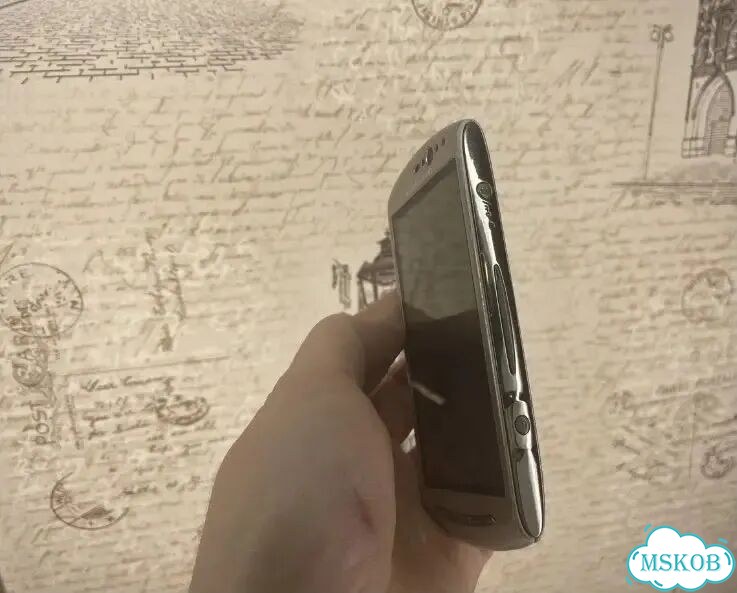 Sony Ericsson Xperia neo, 1 ГБ, 1 SIM фото 3