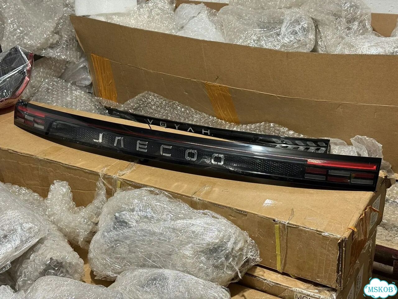Фонарь центральный Jaecoo J7 Оригинал фото 2
