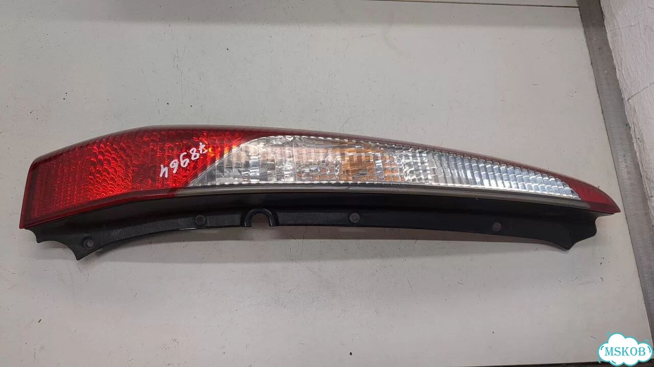 Фонарь (задний) левый Mitsubishi Lancer 9 фото 1
