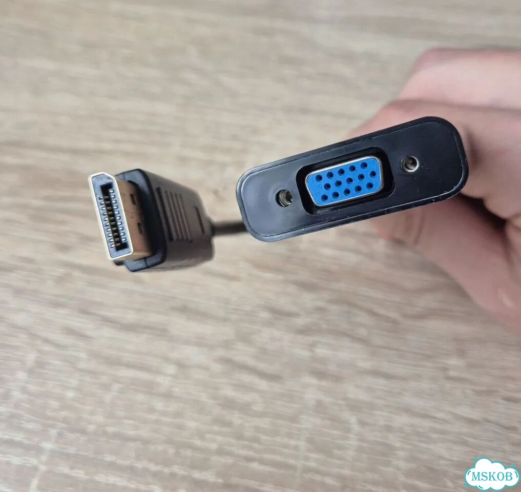 Переходник DisplayPort на VGA фото 1