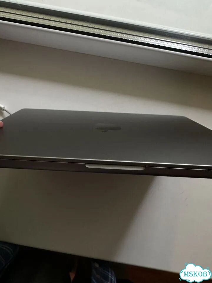 Macbook pro 16 m2 pro фото 2
